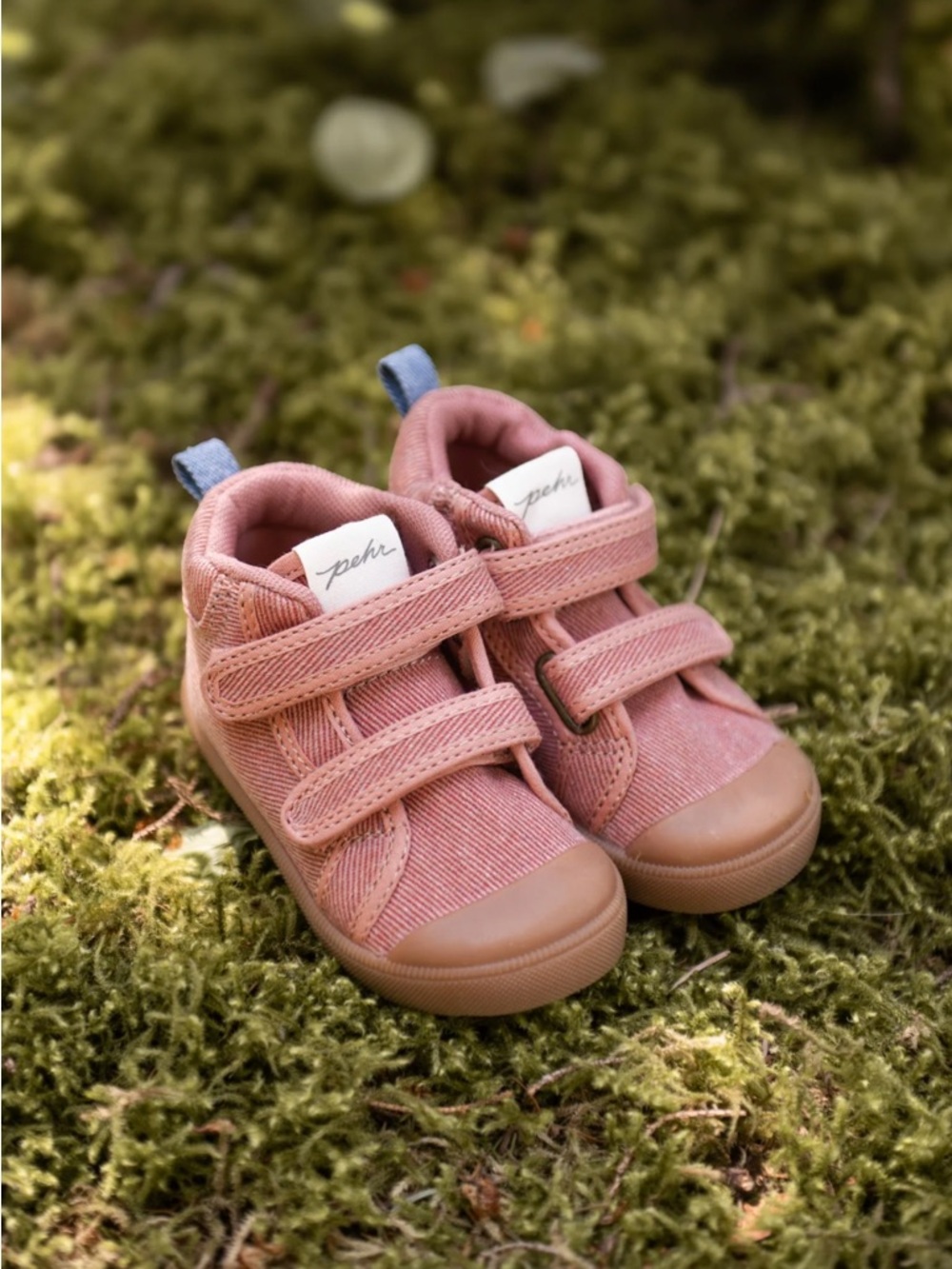 Pehr toddler tea rose color field trip sneakers, size 7.